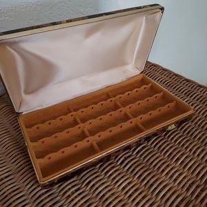 Vintage Turtoise Shell Mele Jewelry Box